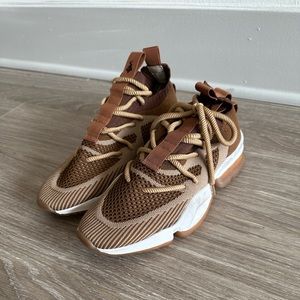 SIA Collective HENNY Brown Sneakers